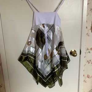 Handkerchief Style Top size S-M Brand New